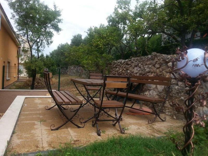 Hacienda Valmare Apartment Brela Exterior photo