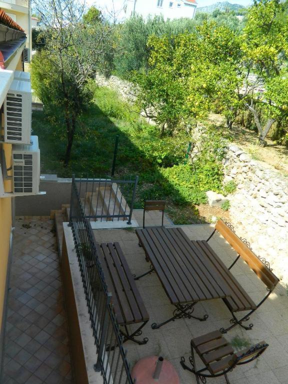 Hacienda Valmare Apartment Brela Exterior photo